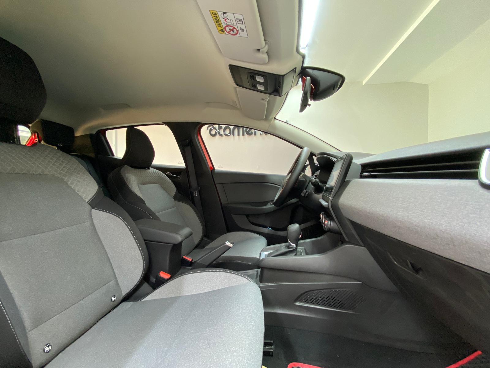 RENAULT CLIO 23